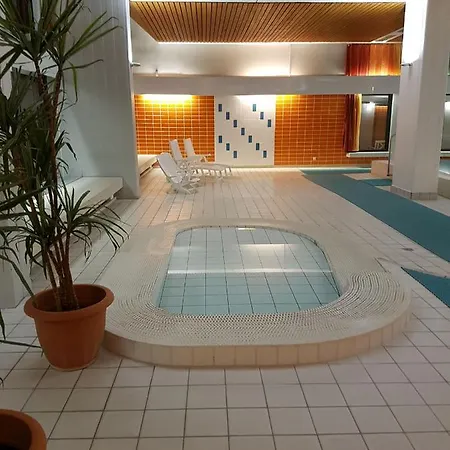 Berolina 510 - 90 Grad Ost アパート *